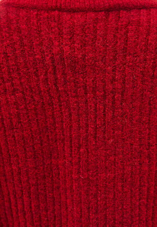 V Yaka Yünlü Kazak ve Pantolon Kombini