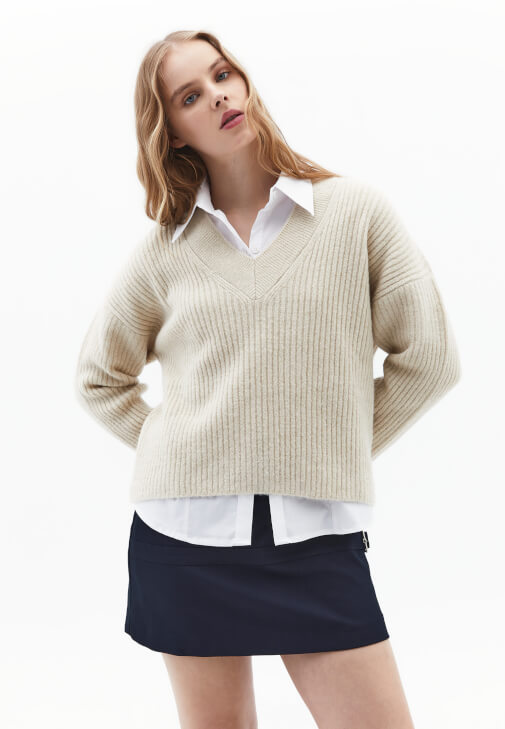 Krem Yün Karışımlı V Yaka Kazak