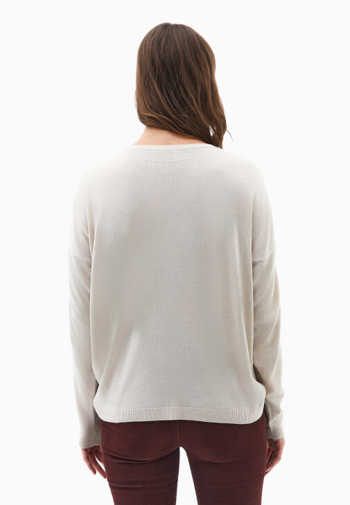 Triko Kazak ve Flare Pantolon Kombini