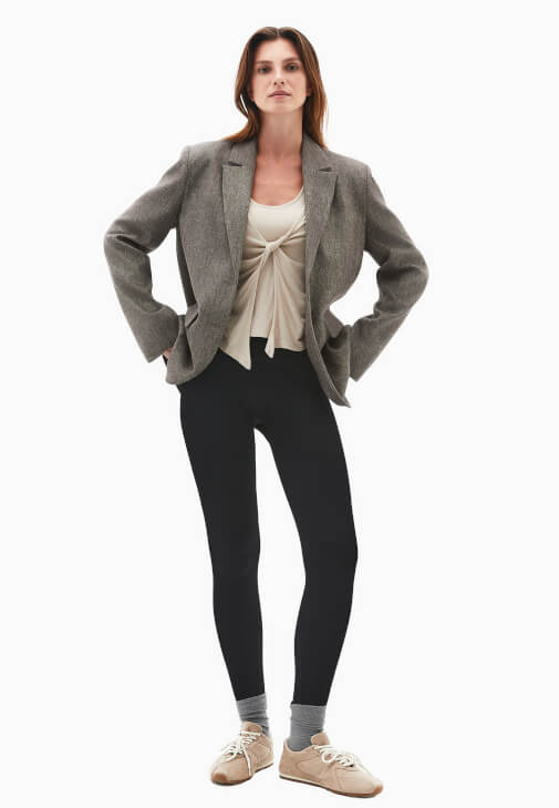 Atlet Detaylı Tişört ve Tayt Kombini