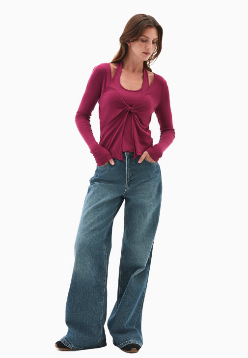 Atlet Detaylı Tişört ve Pantolon Kombini