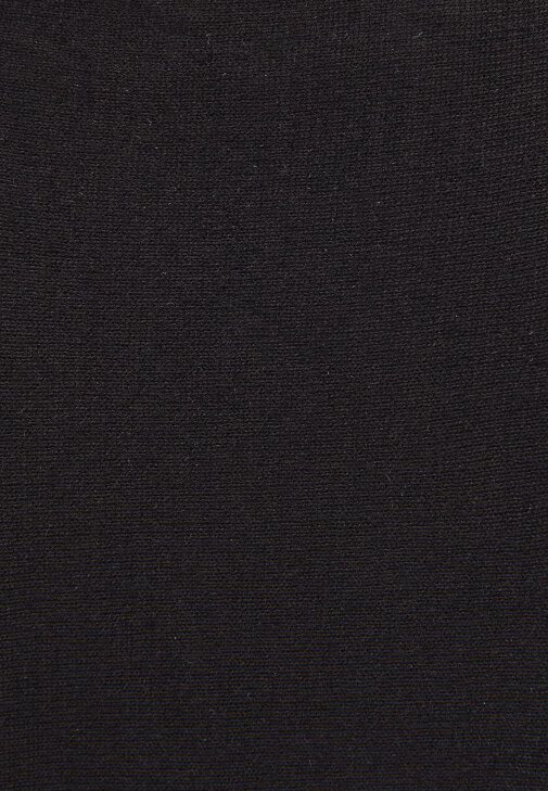 V Yaka Kazak ve Wide-Leg Pantolon Kombini