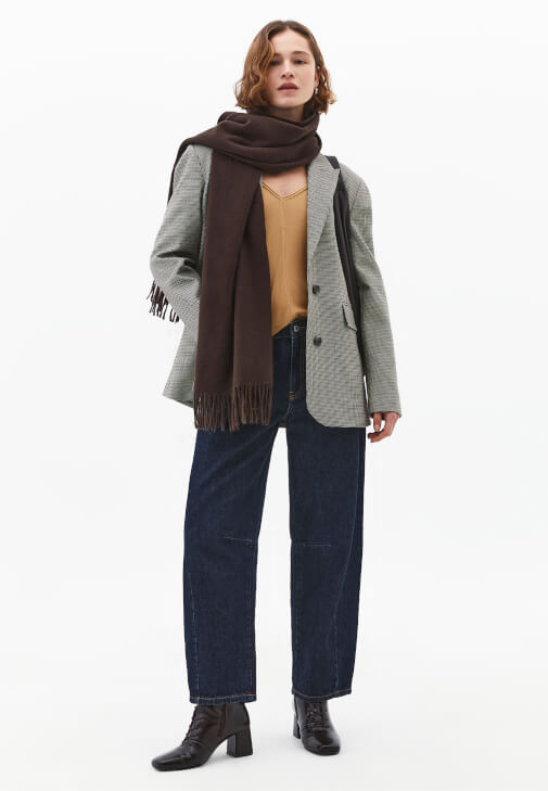 V Yaka Triko Kazak ve Bol Paça Pantolon Kombini