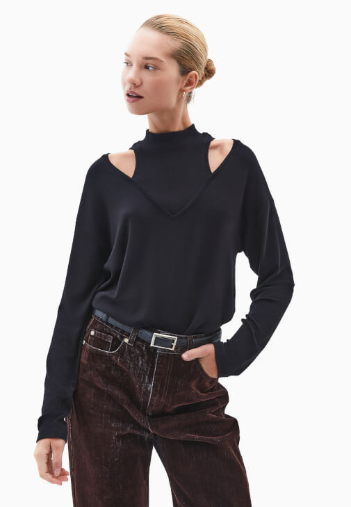 Siyah Yüksek Yaka Oversize Tişört