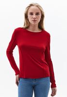 Bayan Kırmızı Sıfır Yaka Uzun Kollu Tişört