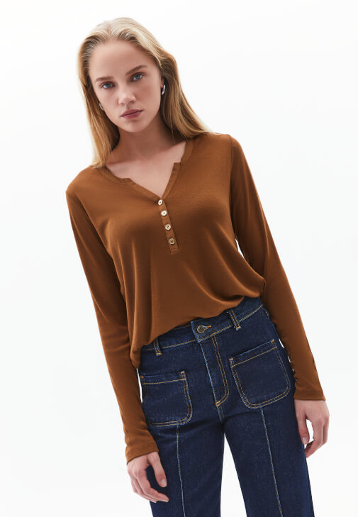  Loose-Fit Uzun Kollu Tişört