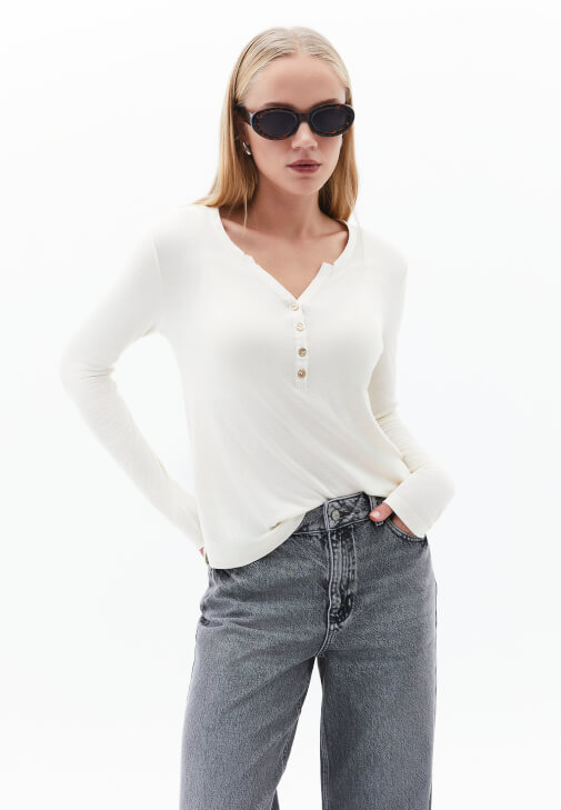  Loose-Fit Uzun Kollu Tişört