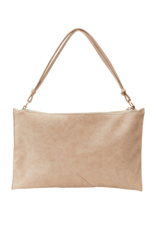 Pelerinli Trençkot ve Pantolon Kombini