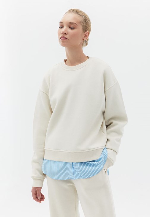 Boxy-Fit Sweatshirt ve Pantolon Kombini 