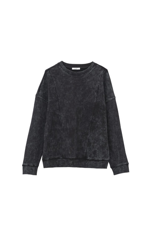 Yıkamalı Sweatshirt ve Barrel-Fit Pantolon Kombini