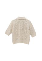 Triko Hırka ve Bol Paça Denim Kombini