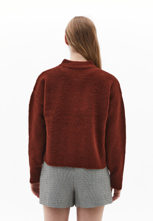 Yün Karışımlı Hırka ve Şort Etek Kombini