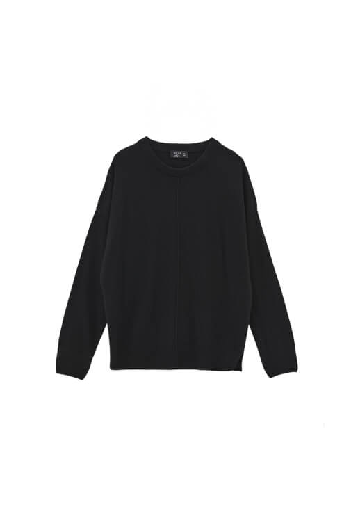 Kaşmir Kazak ve Bol Paça Pantolon Kombini