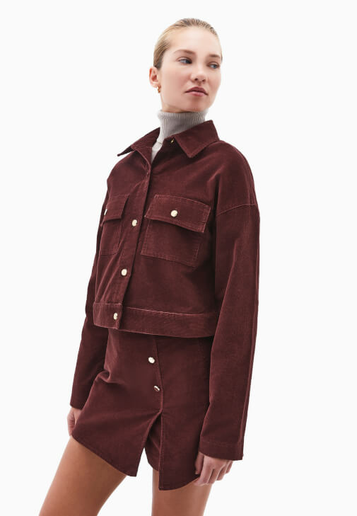 Kadife Ceket ve Şort Etek Kombini