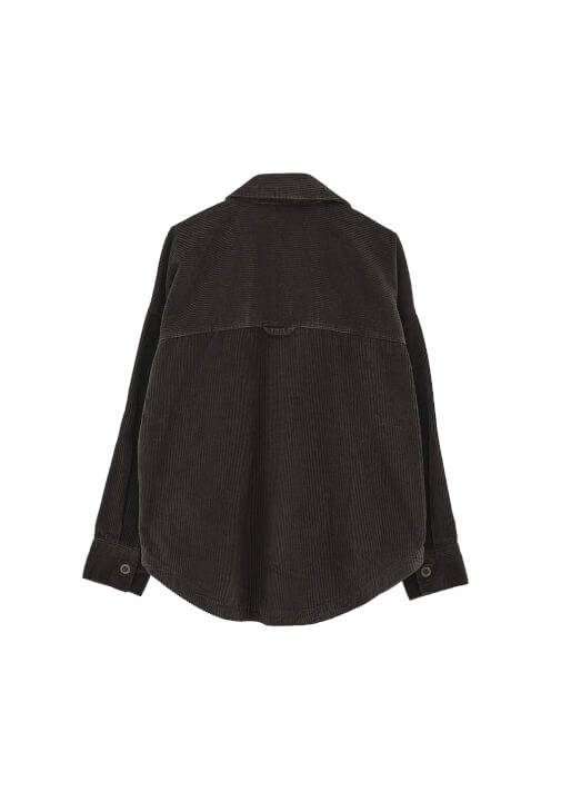 Kadife Gömlek ve Orta Bel Pantolon Kombini