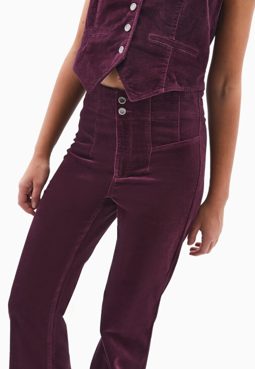 Kadife Flare Pantolon ve Yelek Kombini