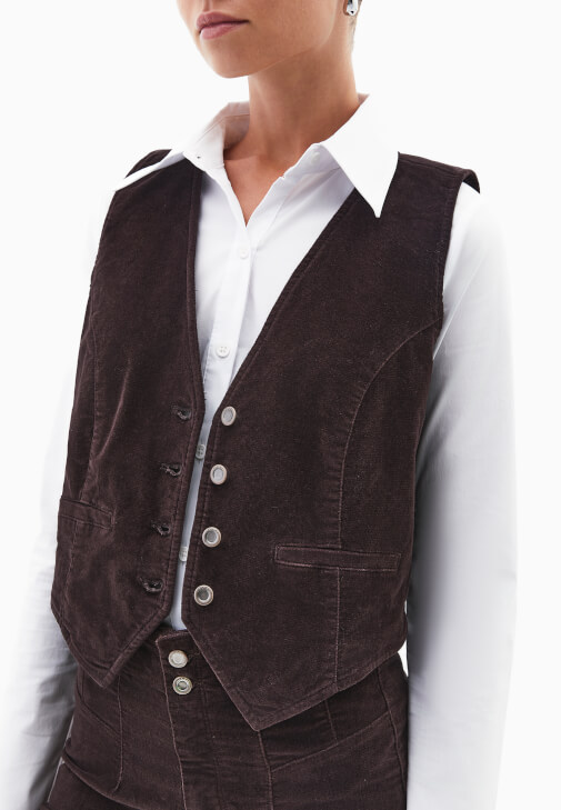 Kadife Yelek ve Pantolon Kombini