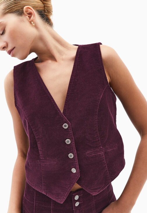 Kadife Yelek ve Kadife Pantolon Kombini