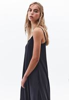 Women Black Modal Midi Dress with Pockets