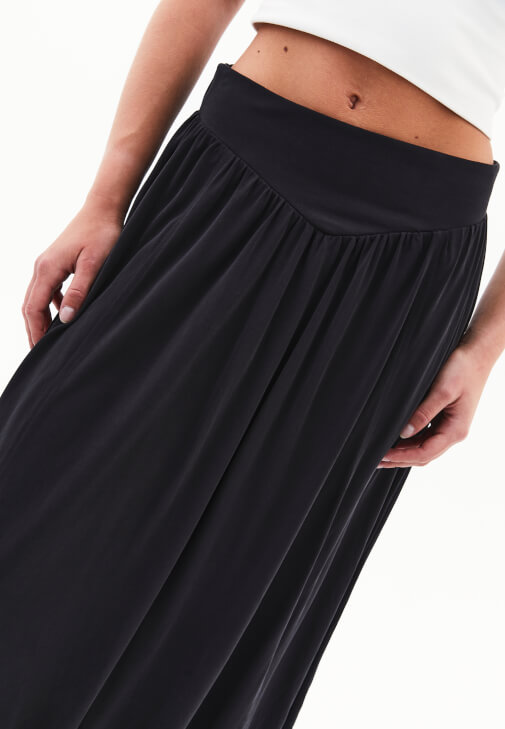 Modal Balon Etek ve Bluz Kombini