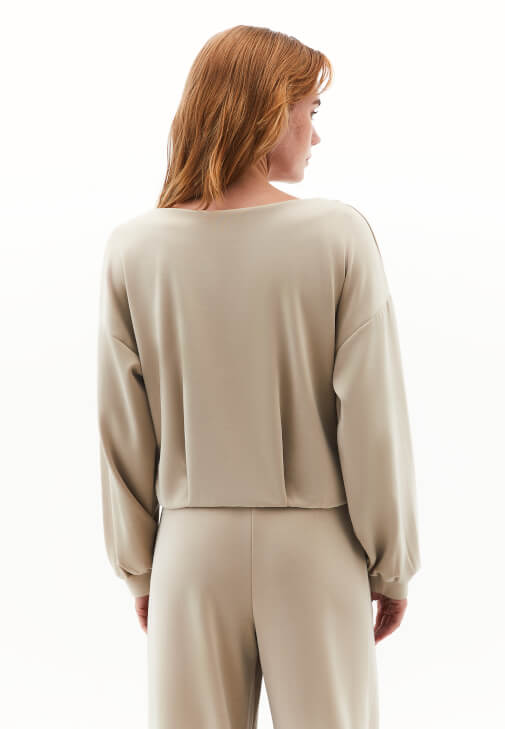 Modal Sweatshirt ve Bol Paça Pantolon Kombini