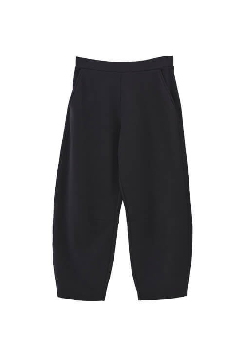 Modal Barrel-Fit Pantolon ve Sweatshirt Kombini