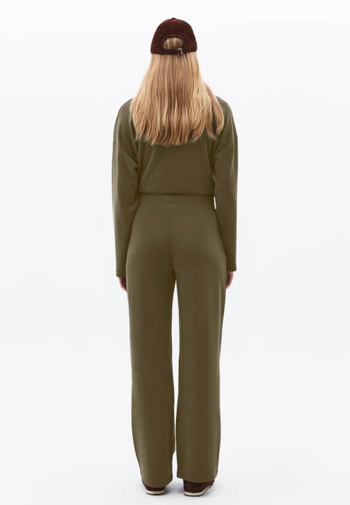 Modal Pantolon ve Modal Oversize Sweatshirt Kombini