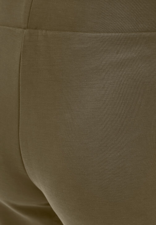 Modal Pantolon ve Modal Oversize Sweatshirt Kombini