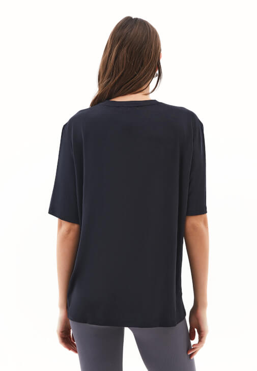 Oversize Modal Tişört ve Tayt Kombini