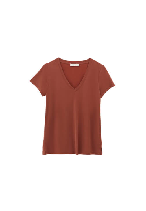 Modal Tişört ve Boru Paça Pantolon Kombini