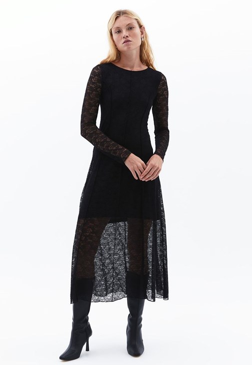 Siyah Dantelli Uzun Elbise