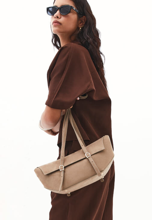  Askılı Süet Omuz Çantası