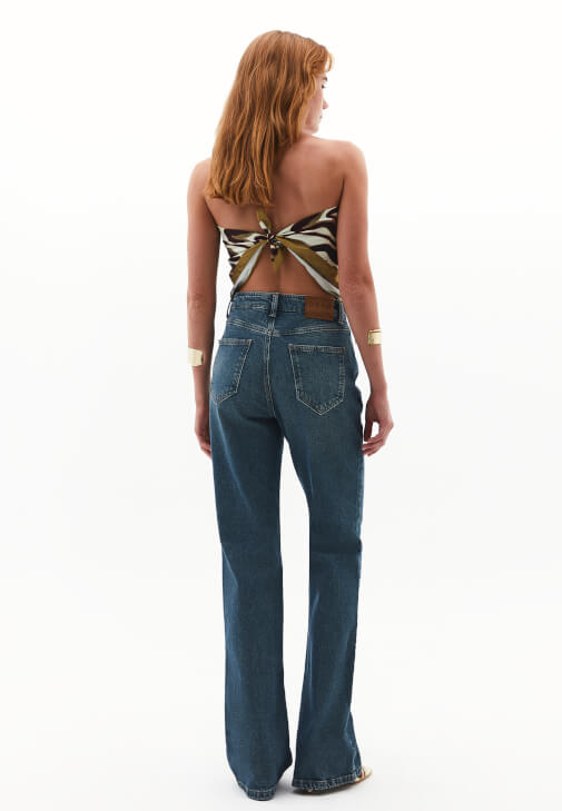 Bootcut Pantolon ve Fular Kombini