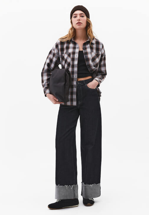 Ekoseli Gömlek ve Şort Etek Kombini