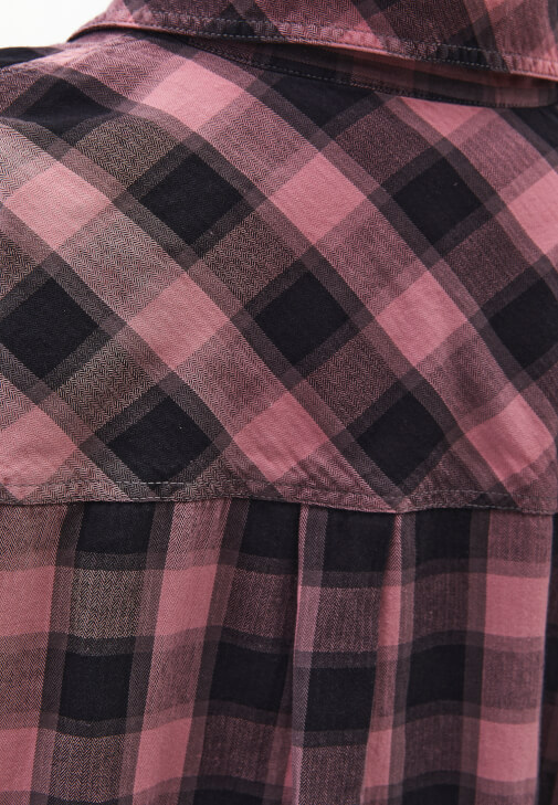 Oversize Gömlek ve Pantolon Kombini