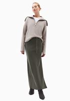 Bayan Kum Beji Fermuarlı Polo Yaka Kazak