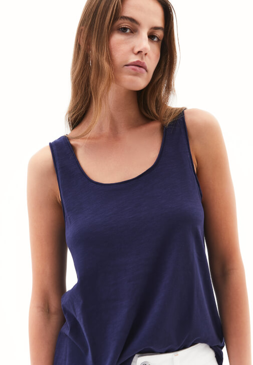 Pamuklu U Yaka Atlet ve Mini Şort Kombini