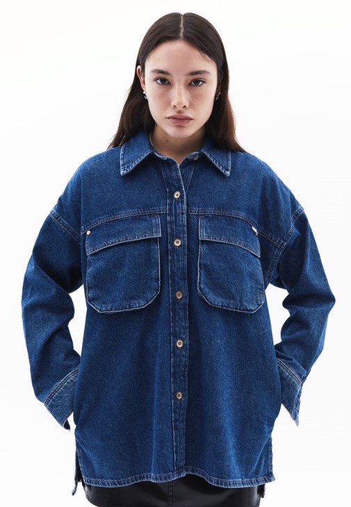 Denim Gömlek ve Rugan Etek Kombini