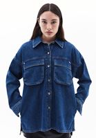 Denim Gömlek ve Rugan Etek Kombini