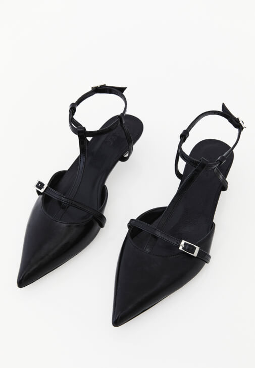  Kısa Topuklu Ayakkabı