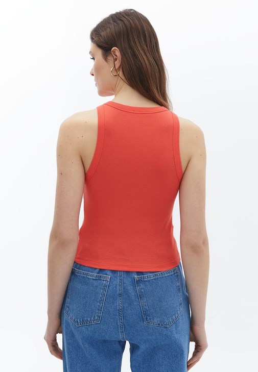 Pamuklu Atlet ve Baggy-Fit Pantolon Kombini