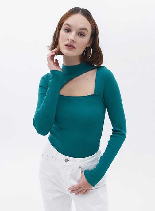 Yeşil Yüksek Yaka Uzun Kollu Tişört