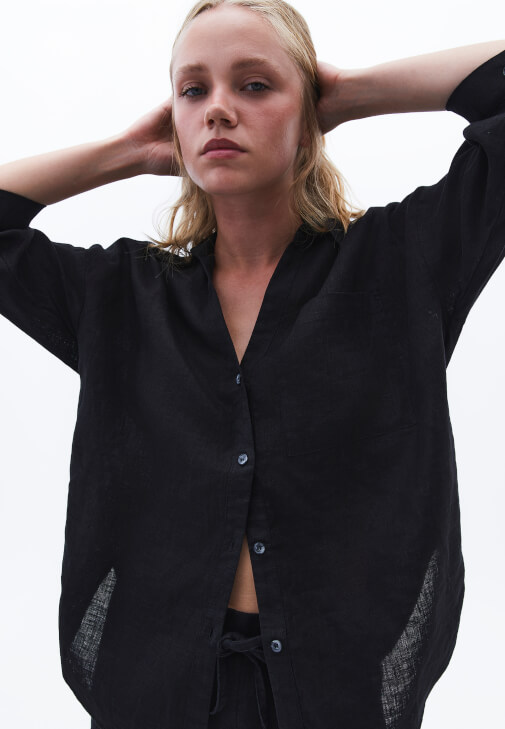 Keten Gömlek ve Bol Paça Pantolon Kombini