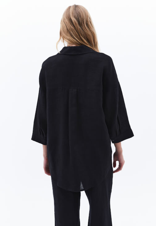 Keten Gömlek ve Bol Paça Pantolon Kombini