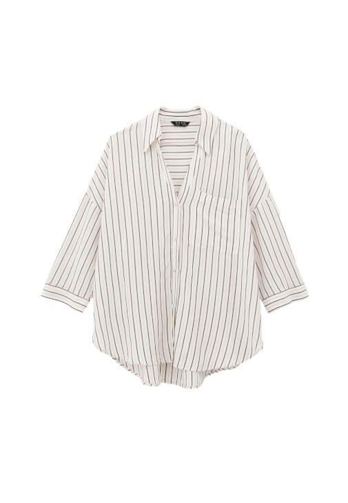 Çizgili Keten Gömlek ve Pantolon Kombini