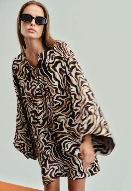 Keten Karışımlı Elbise ve Topuklu Terlik Kombini