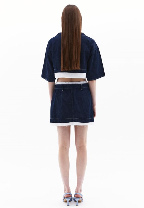 Orta Bel Etek ve Gömlek Kombini