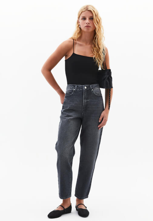 Modal Atlet ve Mom-Fit Pantolon Kombini