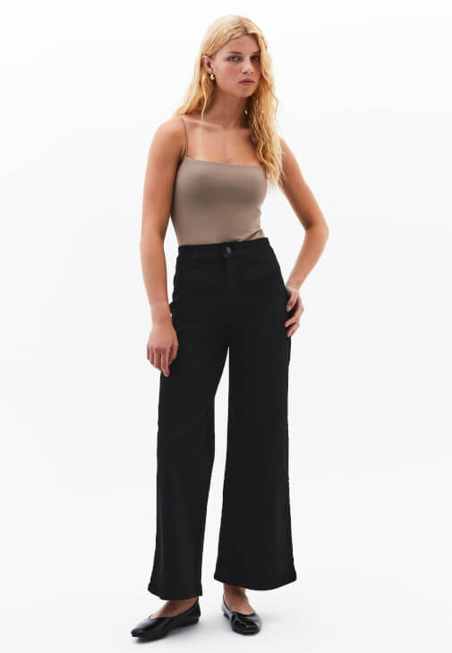 Modal Atlet ve Ultra Yüksek Bel Pantolon Kombini