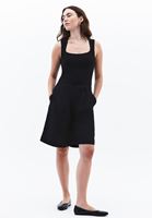 Bayan Siyah Modal Kare Yaka Atlet